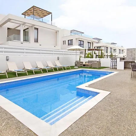 Queen Alexandra Protarász