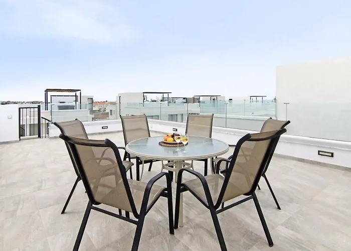 Queen Alexandra Villa Protarász